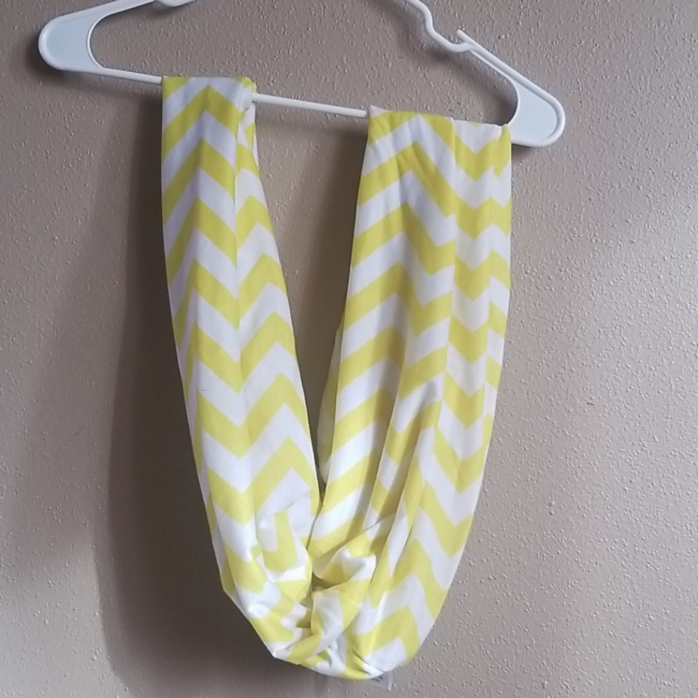 Infinity scarf